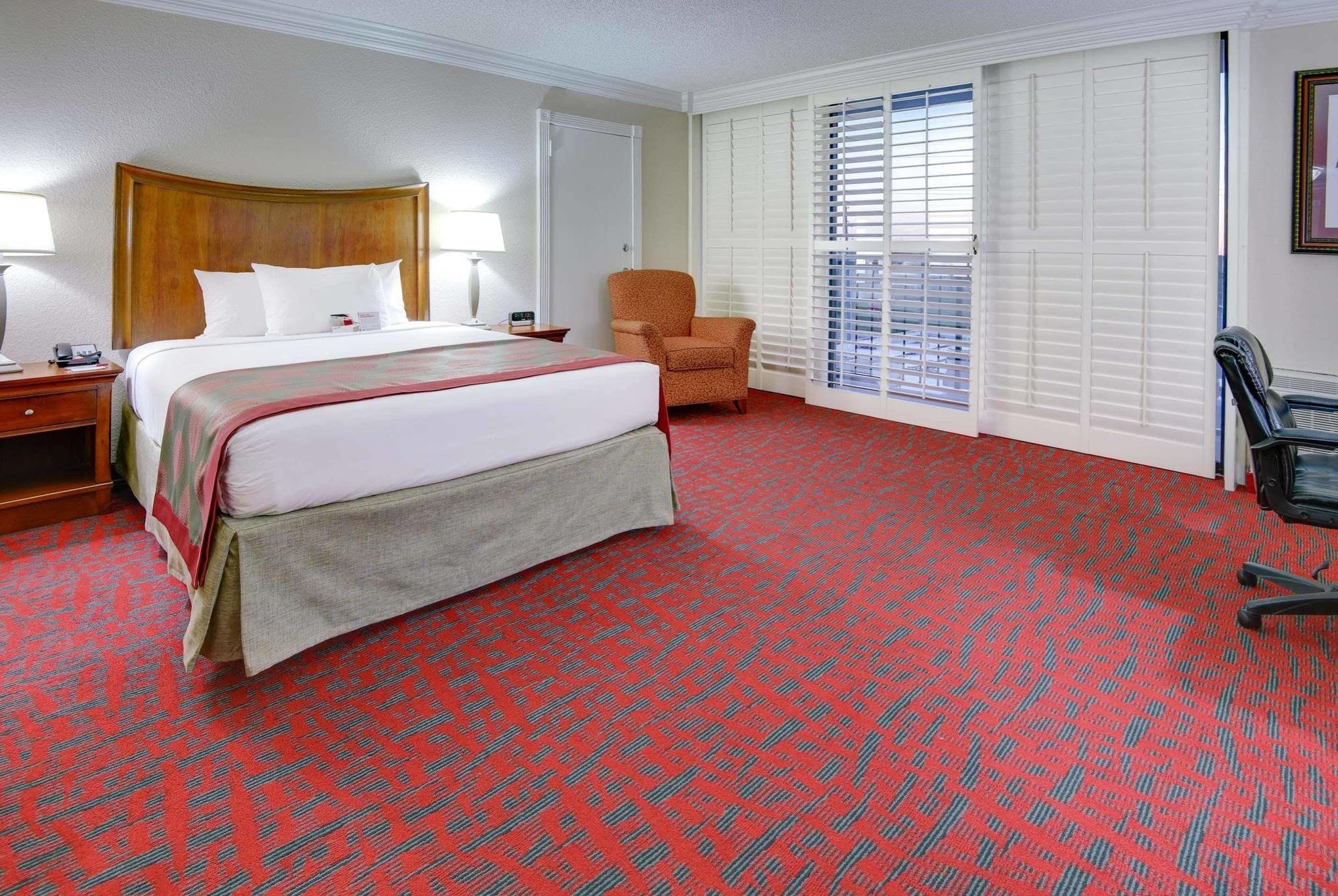 Ramada By Wyndham Metairie New Orleans Airport Hotel Exterior foto