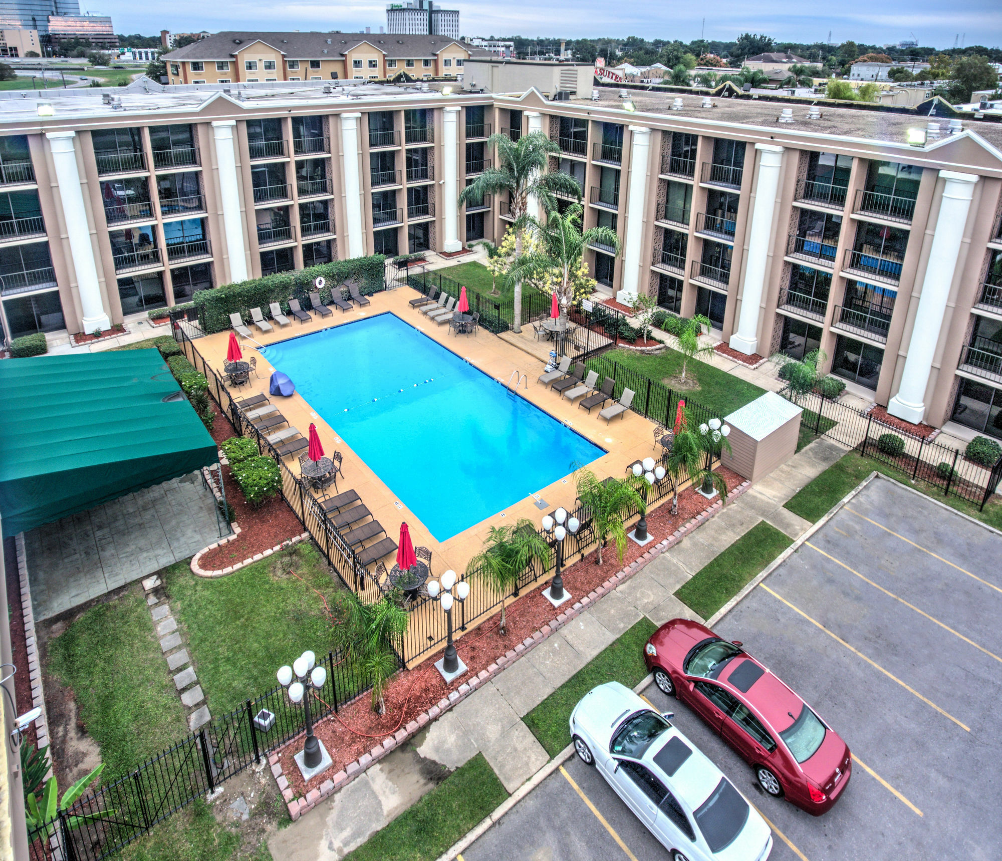 Ramada By Wyndham Metairie New Orleans Airport Hotel Exterior foto